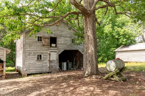 Exterior - 558 B Teague Rd, Staley, NC 27355 photo 11 of 17