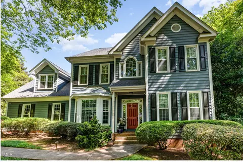 2805 London Bridge Ct, Raleigh, NC 27613