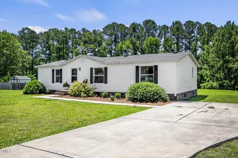 30 Marlin Ln, Smithfield, NC 27577 photo 2