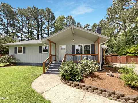 501 Yates Pl, Zebulon, NC 27597