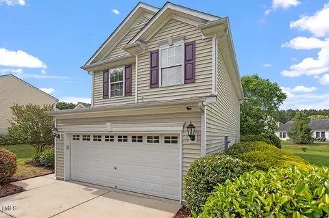 5 Crescent Hill Ct, Durham, NC 27704 photo 2