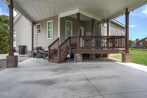 Exterior - 10703 Nc-581, Bailey, NC 27807 photo 3 of 4