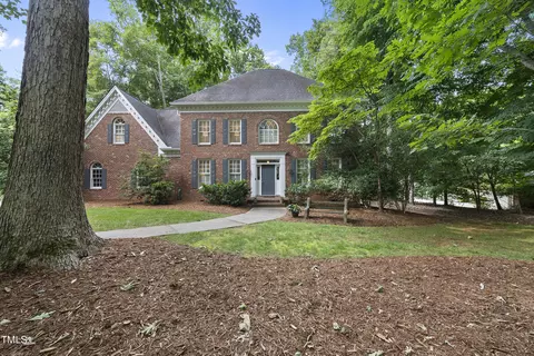 809 Darfield Dr, Raleigh, NC 27615