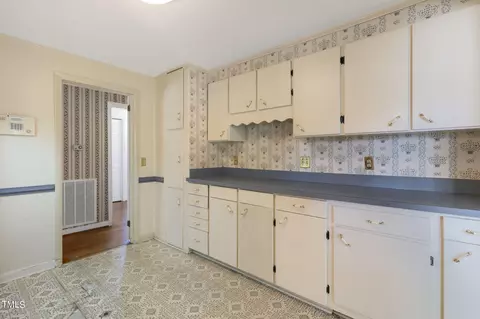 Kitchen - 113 E Stevens St, Smithfield, NC 27577 photo 1 of 7