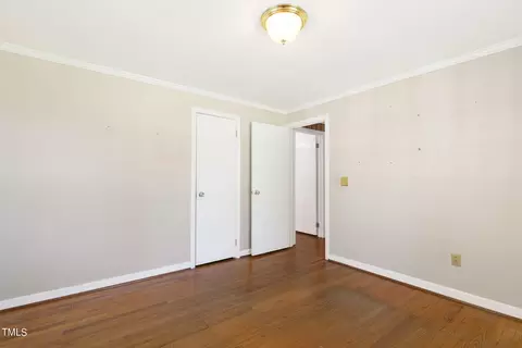 Bedroom - 113 E Stevens St, Smithfield, NC 27577 photo 5 of 7