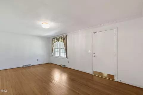 Living - 113 E Stevens St, Smithfield, NC 27577 photo 3 of 3
