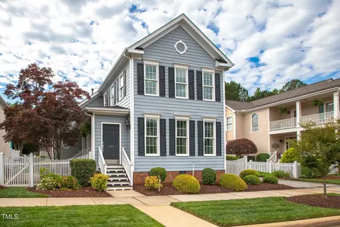 105 Kingsport Rd, Holly Springs, NC 27540
