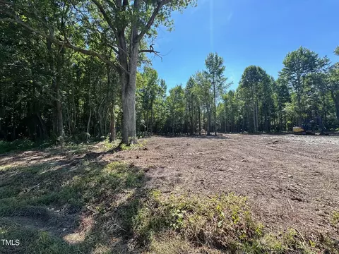 001 Hickory Crossroads Rd, Kenly, NC 27542