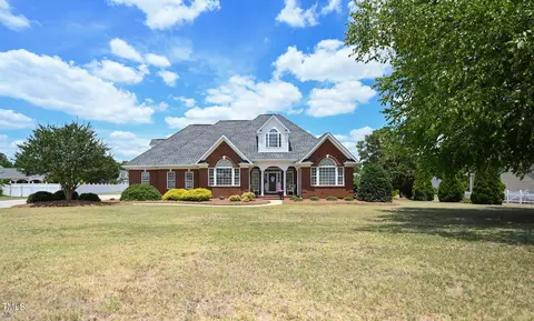 125 Timber Creek Ln, Dunn, NC 28334