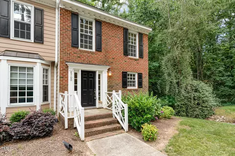 6700 Queen Annes Dr, Raleigh, NC 27613