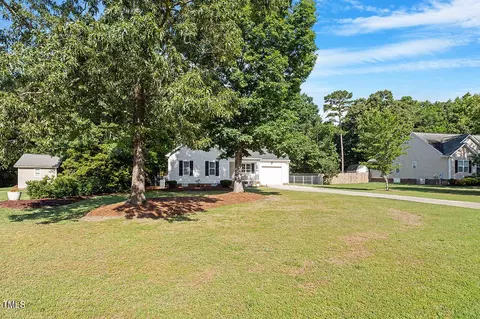 2001 Eagle View Dr, Wendell, NC 27591 photo 4