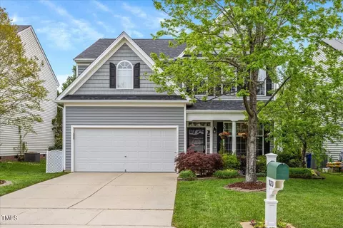 8120 Willowglen Dr, Raleigh, NC 27616