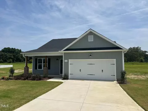 184 Sawyer Mill Dr, Dunn, NC 28334