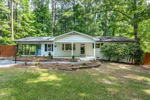 210 Landsbury Dr, Durham, NC 27707