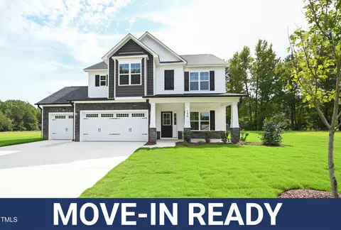 196 Abingdon Farms Dr, Selma, NC 27576