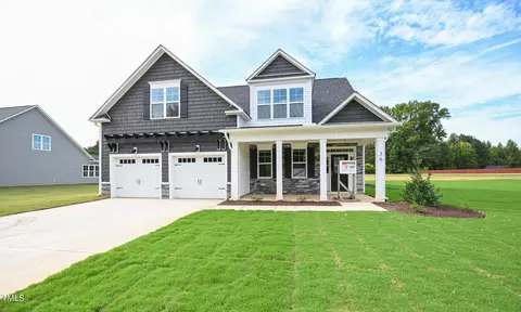 36 Abingdon Farms Dr, Selma, NC 27576