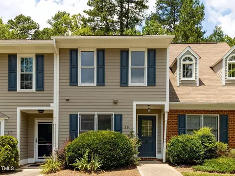 26 Forest Green Dr #26, Durham, NC 27705