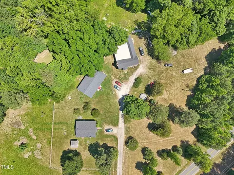 425 Kittrell Rd, Kittrell, NC 27544 photo 2
