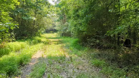 705 New Commerce Rd, Oxford, NC 27565