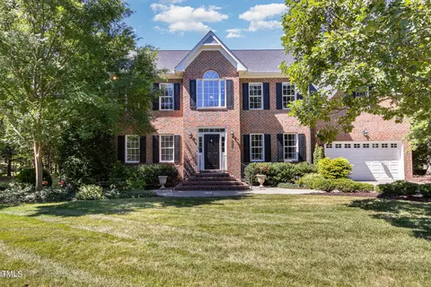 1417 St Andrews Dr, Mebane, NC 27302