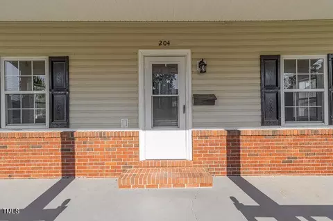 Exterior - 204 S 17th St, Erwin, NC 28339 photo 4 of 7