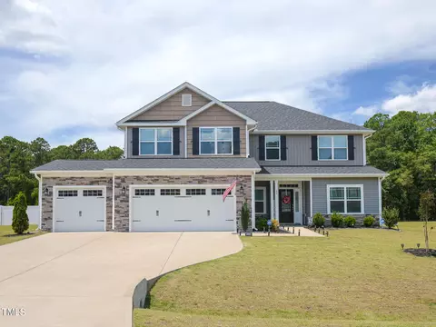 45 N Hawks Ridge Ln, Smithfield, NC 27577