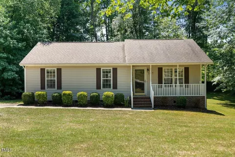 107 Polly Dr, Oxford, NC 27565
