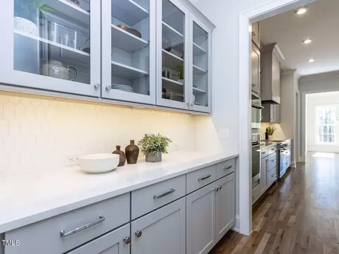 809 St Charles St, Durham, NC 27713 photo 5