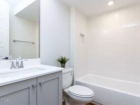 809 St Charles St, Durham, NC 27713 photo 8