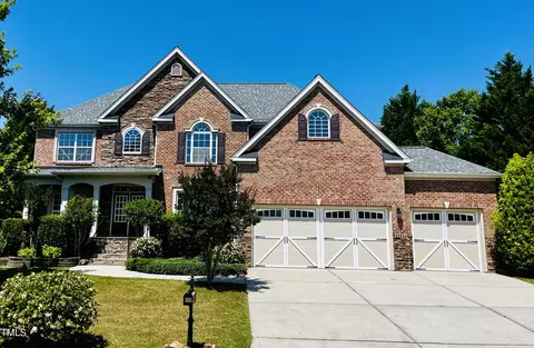 305 Ambermore Pl, Cary, NC 27519