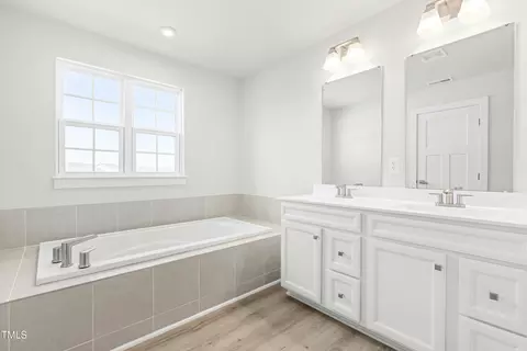 Bath - 513 Freedom Trail Dr, Willow Spring, NC 27592 photo 2 of 4
