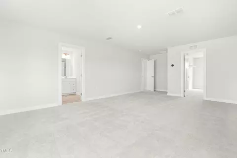 Entry Way - 513 Freedom Trail Dr, Willow Spring, NC 27592 photo 2 of 2
