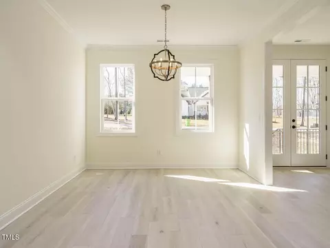 Dining - 30 Tamaran Ct, Spring Hope, NC 27882 photo 2 of 4