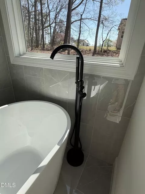 Bath - 30 Tamaran Ct, Spring Hope, NC 27882 photo 5 of 13