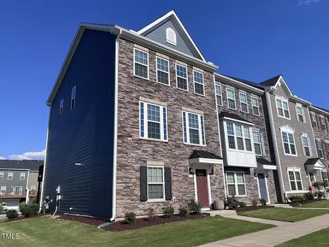 1087 Branch Line Ln, Apex, NC 27502