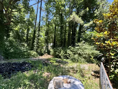2568 Chadwick Pl, Durham, NC 27704
