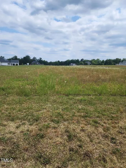 739 Rivers Edge Pkwy, Roanoke Rapids, NC 27870