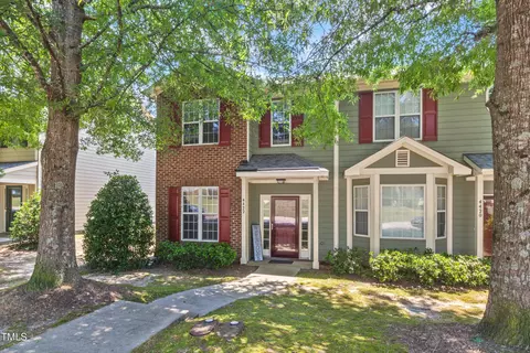 4422 Pottery Ln, Raleigh, NC 27616