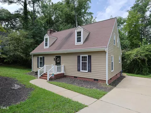 5701 Setter Cir, Raleigh, NC 27609