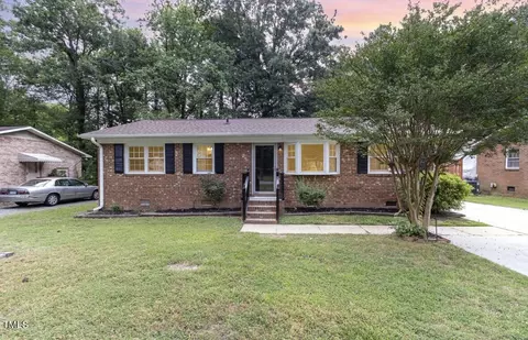 2912 Omah St, Durham, NC 27705