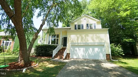 103 Mcwaine Ln, Cary, NC 27513
