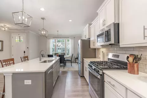 139 Etteinne Garden Ln, Wake Forest, NC 27587