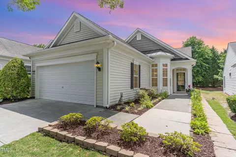204 Callum Place Pl, Cary, NC 27519
