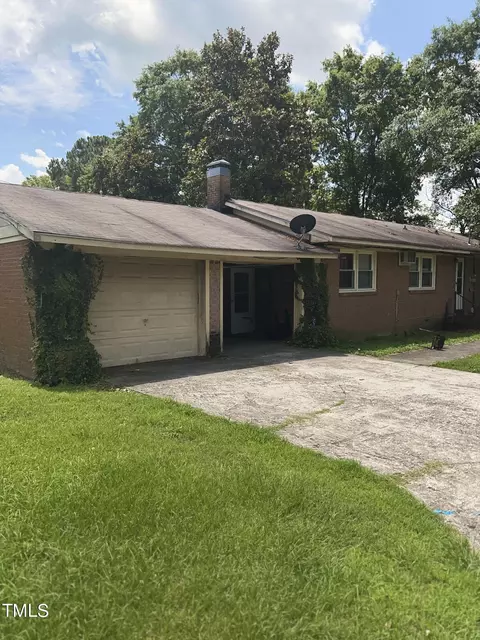 1925 Carr Creek Rd, Sanford, NC 27332