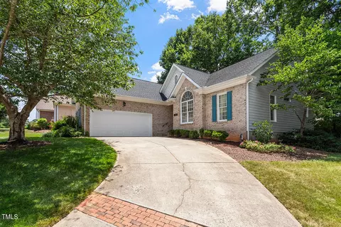 1227 Greystone Park Dr, Raleigh, NC 27615