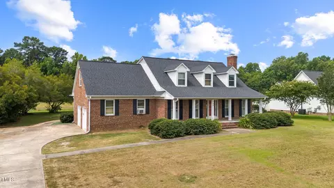 746 Iris Bryant Rd, Dunn, NC 28334 photo 2