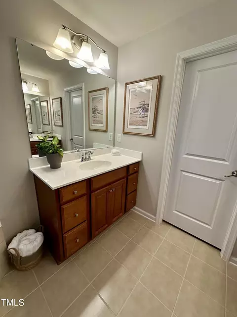 Bath - 1325 Endgame Ct, Wake Forest, NC 27587 photo 3 of 5