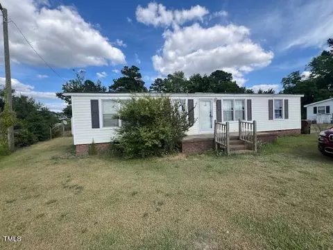 1358 George Perry Lee Rd, Dunn, NC 28334