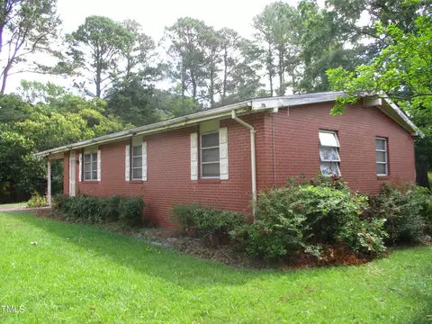 1432 Cross Link Rd, Raleigh, NC 27610