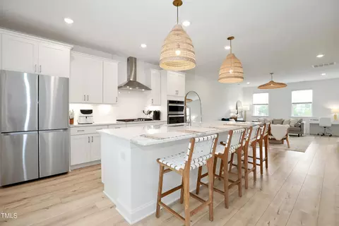 348 Clementine Dr, Cary, NC 27519